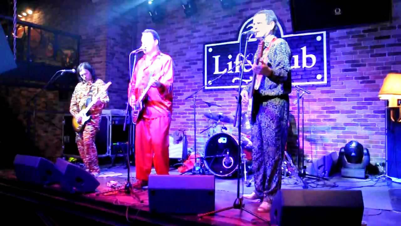 Red Elvises - My Love Is Killing Me 2011 смотреть онлайн