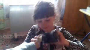 Как одеть правильно одеть ботинок на ребёнка🐶😂😂😂😂😂😂