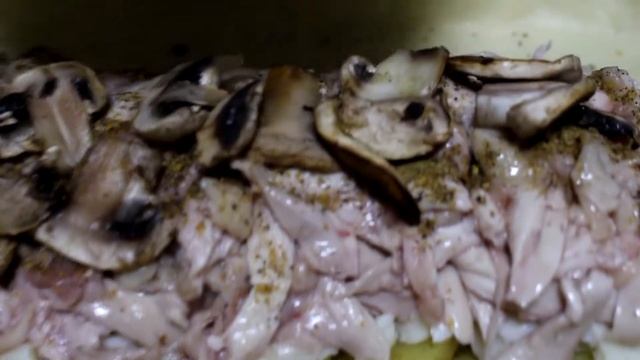 Пирог с мясом картошкой и сыром - обалденныя вкуснятина!!! смотреть онлайн