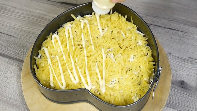 СЛОЕНЫЙ САЛАТ "НОВИНКА" на праздничный стол | Cалаты на праздничный стол мимоза салат с курицей смотреть онлайн