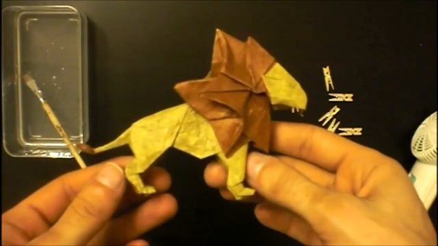 Origami Lion (Beth Johnson) Time Lapse (No Tutorial)