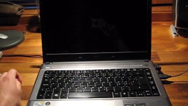 Acer Aspire Timeline 4810T-353 Quick Look