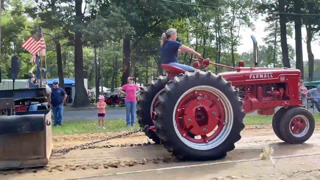 Jacktown Antique Gas Engine and Tractor Show - Tractors Only Video смотреть онлайн
