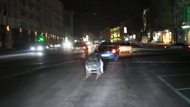 Падение с санок на асфальте=) смотреть онлайн