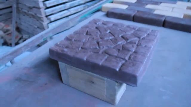 Тротуарная плитка "Декоративная мостовая" коричневая смотреть онлайн