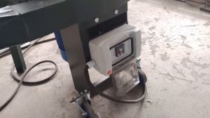 Дробление свежего хлеба. Измельчитель "Саранча" 11 кВт