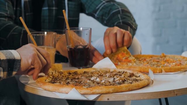 Эти продукты медленно РАЗРУШАЮТ ПЕЧЕНЬ. ВРАГИ ПЕЧЕНИ! смотреть онлайн
