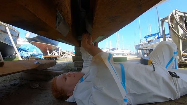 #97 - BLASTING, PAINTING AND PREPPING for a FULL KEEL REBUILD смотреть онлайн