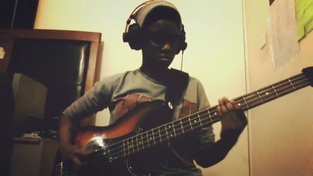 Metronomy - The Bay (Bass Cover) смотреть онлайн