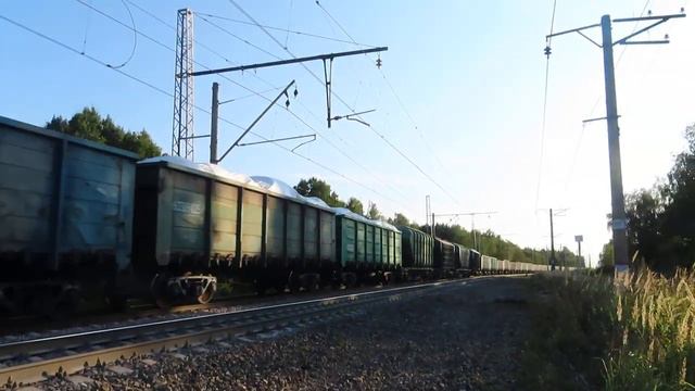 Электровоз ВЛ11.8-681/692Б с грузовым поездом перегон латысшкая-Нара 16.09.2020 смотреть онлайн