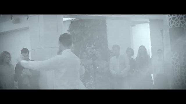 Очень трогательный первый танец. Яна и Артем. смотреть онлайн