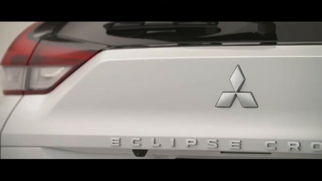 New 2022 Mitsubishi Eclipse Cross PHEV facelift Interior, Exterior, Driving смотреть онлайн