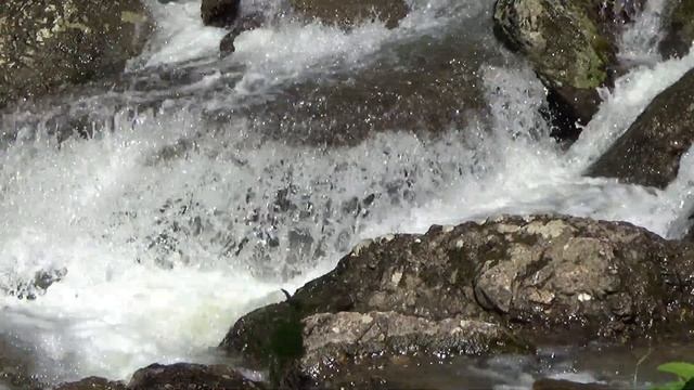 Золото прячется под этими камнями. смотреть онлайн