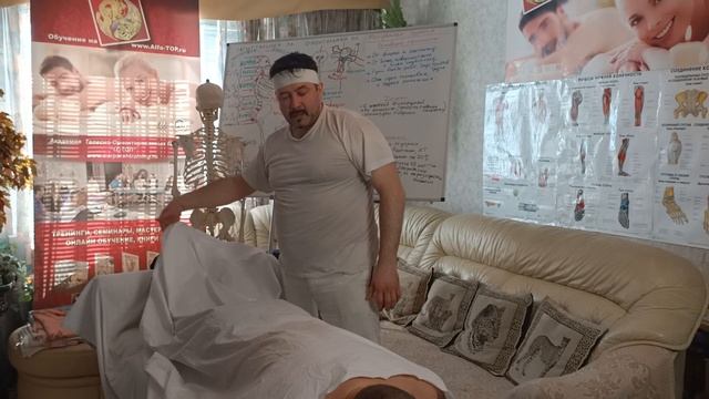 Декомпрессионная тракция позвоночника локтями, дополнения и нюансы. Обучение Мануальной Терапии. смотреть онлайн