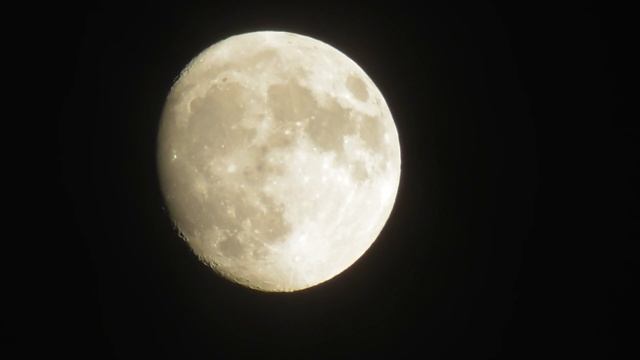 Луна. Съемка видеокамерой panasonic hc-v380 смотреть онлайн