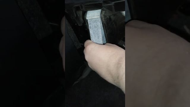 Замена салонного фильтра на POLO хэтчбек/sedan смотреть онлайн