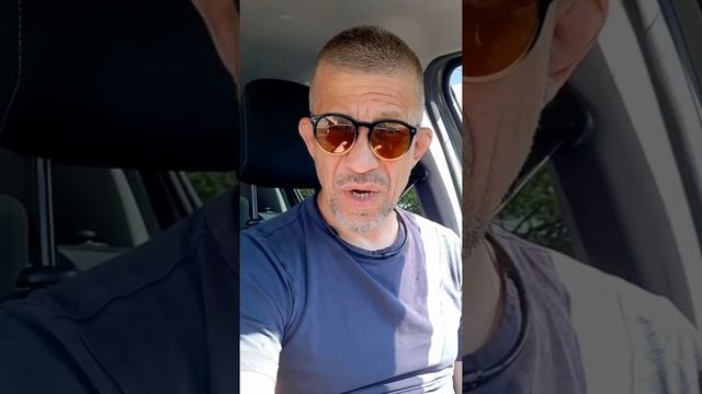 Объясняю совсем просто почему писать петиции бесполезно. смотреть онлайн