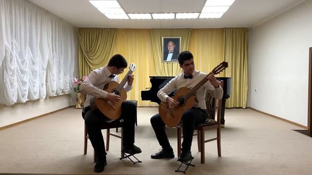 Дуэт гитаристов: Костюк Роман и Фараджов Рафаэль смотреть онлайн