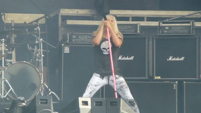 Twisted Sister - Burn In Hell (Hellfest 2013) смотреть онлайн