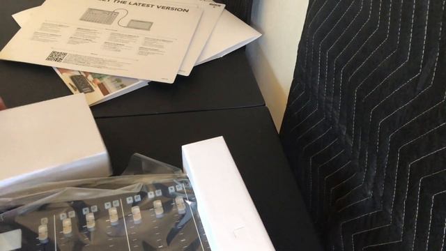 Rodecaster Pro Unboxing смотреть онлайн