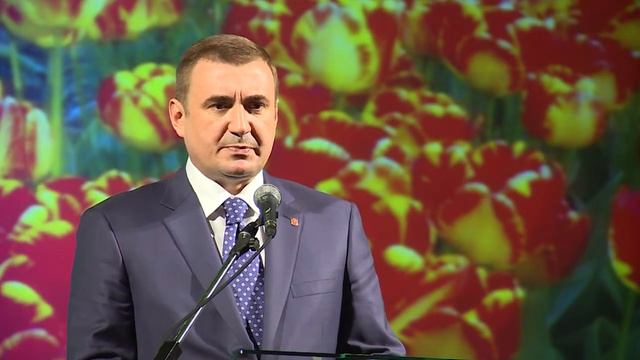 Речь Алексея Дюмина на торжественном собрании к 8 Марта смотреть онлайн