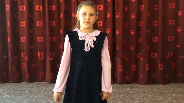 Страна читающая — Ангелина Филинова читает произведение «Мартышка и очки» И. А. Крылова смотреть онлайн
