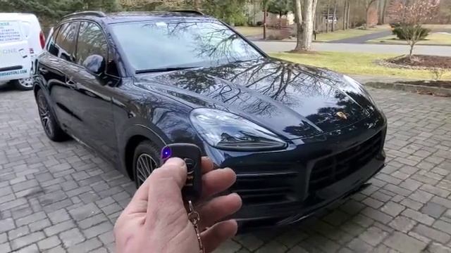 2020 Porsche Cayenne Motorized Plate смотреть онлайн