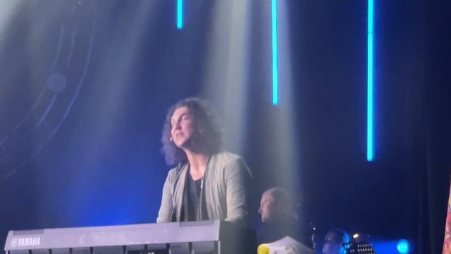 Кучерявый вечер в Перми. Александр Бардин - Ты любила меня. 23.10.2023 смотреть онлайн