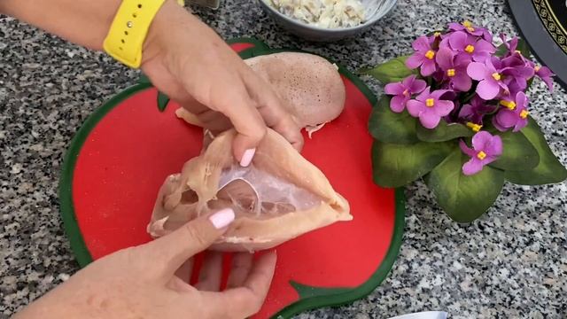 Шикарная Мясная Закуска! Куриные Лодочки с грибами в Духовке! К Новому Году 2022 смотреть онлайн