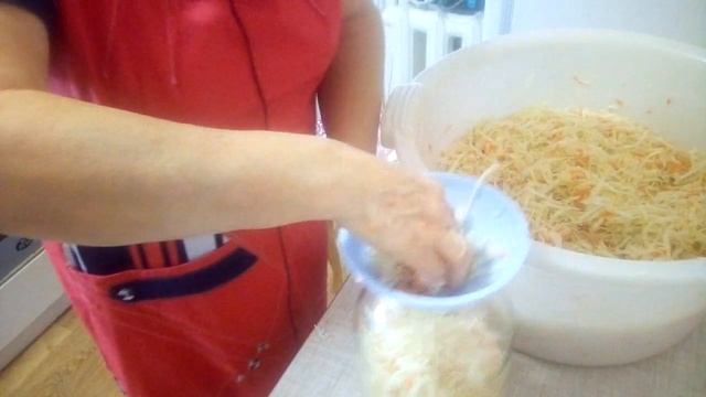 Как вкусно засолить капусту. смотреть онлайн