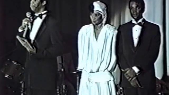 TONY & YVONNE ROSE TOGETHER AT THE 4TH DESIGNERS DISPLAY (1984) смотреть онлайн