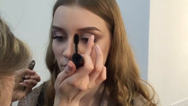 Дневной макияж в теневой технике на базовом курсе "Макияж" смотреть онлайн