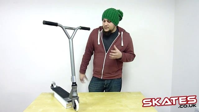 Crisp Ultima Stunt Scooters Reviewed by Ben Grace | Skates.co.uk смотреть онлайн