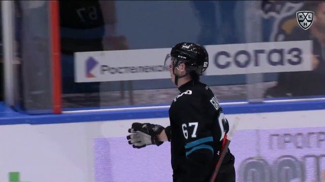Khlystov scores off Garayev feed смотреть онлайн