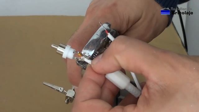 Cómo HACER cable MINI JACK a RCA ??❤️ смотреть онлайн