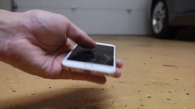 iPhone 6S vs 6S Plus Durability Drop Test! смотреть онлайн