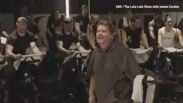 David Beckham sings wife Victoria's Spice Girls hit Wannabe смотреть онлайн