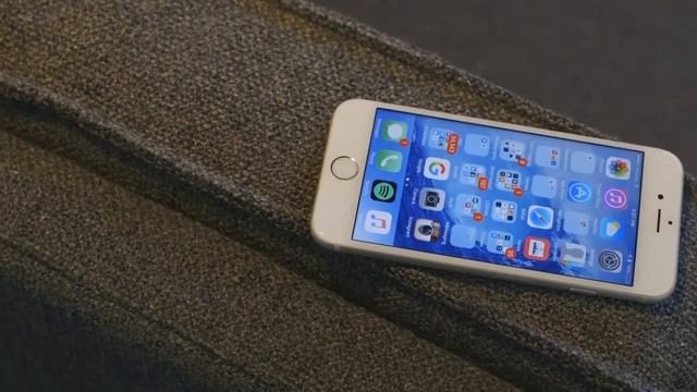 Сравнение iPhone SE и iPhone 6s - что купить в 2016? смотреть онлайн
