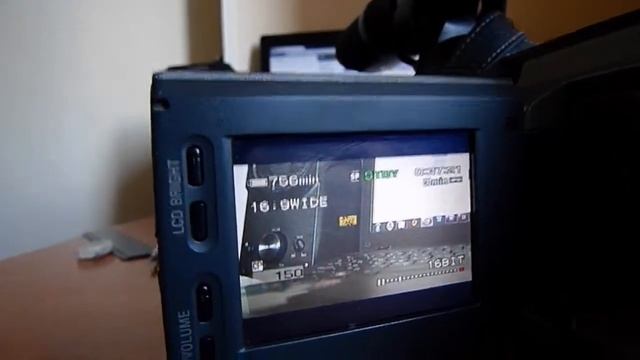 Настройка скорости затвора на Sony VX-2100E смотреть онлайн