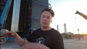 Интервью Илона Маска на космодроме Starbase часть 2