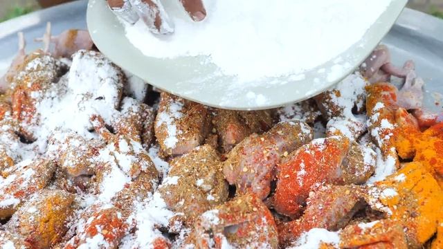 200 QUAILS | Quail Gravy & Quail Fry Cooking In Village | Kadai Kulambu | Village Food смотреть онлайн
