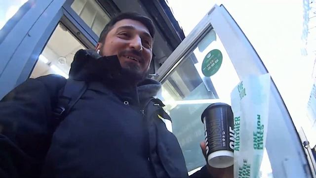Как вырезать отверстия под гипсовые светильники/Семейное чаепитие/30.11-02.12.21 смотреть онлайн