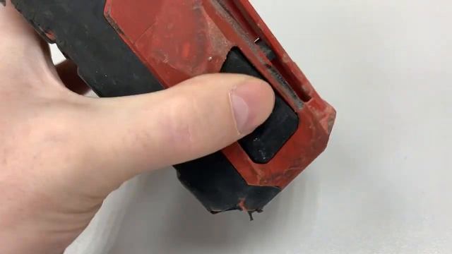 Аккумулятор Hilti смотреть онлайн
