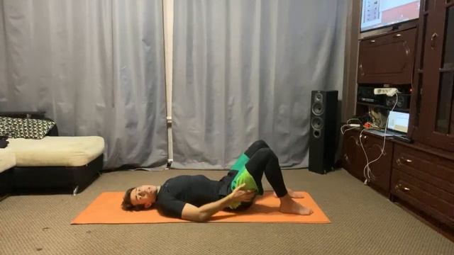 Онлайн-тренировка PILATES с Олегом Жалоба / 14 апреля 2020 / X-Fit смотреть онлайн
