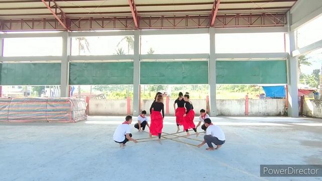 FOLK DANCE INDONESIAN GABA GABA смотреть онлайн