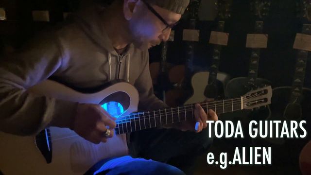 TODA GUITARS e.g.ALIEN + with TRIAL Active Piezo Demo - エレクトリック・ガットエイリアン襲来。 смотреть онлайн