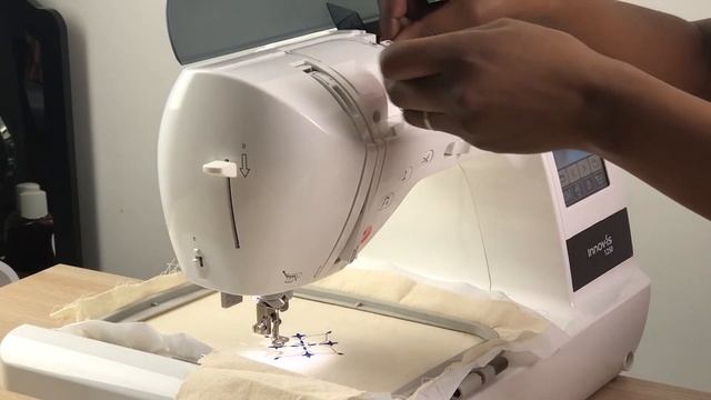 Brother Innovis 1250 Embroidery Machine Tutorial смотреть онлайн