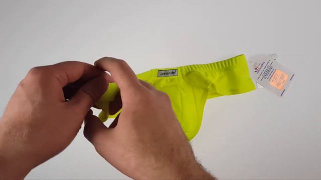 Joe Snyder Mini Cheek js22 yellow смотреть онлайн