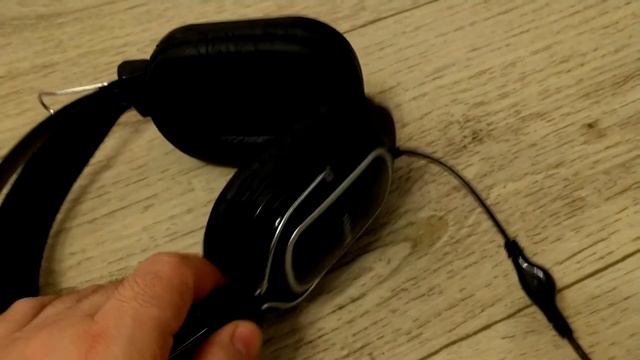 Проводная гарнитура A4Tech HS-200 - внешний вид смотреть онлайн