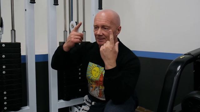 ЖЕНЩИНА НИЖЕ ПОЯСА